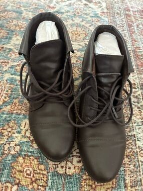 Men's Dark Brown Chukka Boots - Lace-Up Comfort
